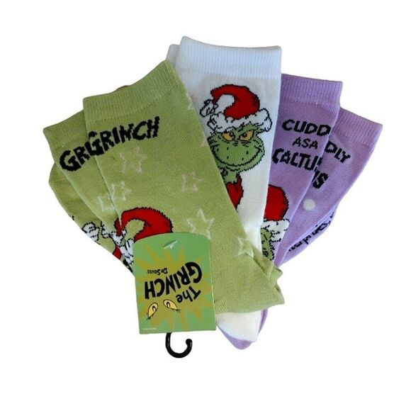 Dr Seuss's The Grinch 3 Pairs Christmas Themed Crew Socks NWT - Picture 1 of 9